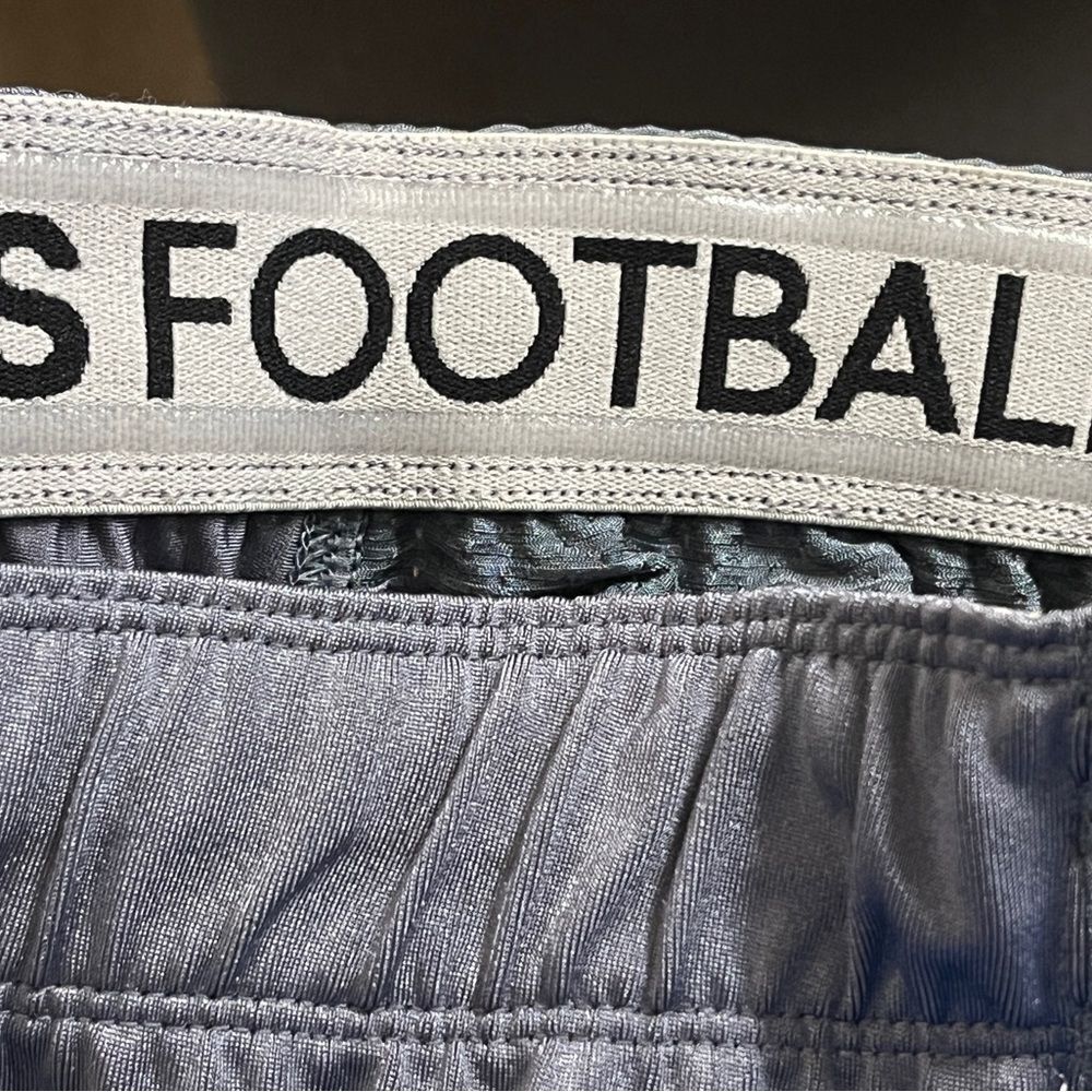 NWT Adidas Men's Press Coverage Football Pants Knee Shorts (No Pads) Sz L - Picture 7 of 11